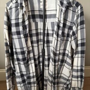 American Eagle Black & White Flannel